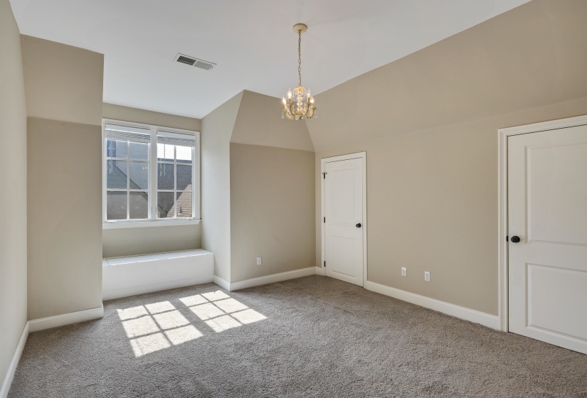 6597 HERONSWOOD CV, Memphis, Tennessee 38119, 5 Bedroom Bedrooms, 11 Room Rooms,4.1 BathroomBathrooms,Residential,For Sale,HERONSWOOD,0,10220296
