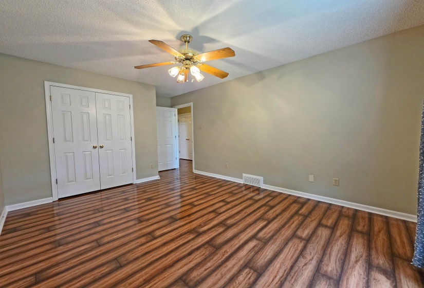 351 WOLF LAIR CV, Collierville, Tennessee 38017, 5 Bedroom Bedrooms, 3 Room Rooms,3 BathroomBathrooms,Residential,For Sale,WOLF LAIR,0,10220314