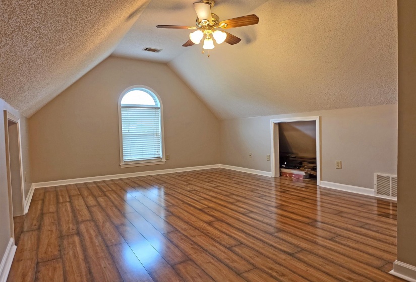 351 WOLF LAIR CV, Collierville, Tennessee 38017, 5 Bedroom Bedrooms, 3 Room Rooms,3 BathroomBathrooms,Residential,For Sale,WOLF LAIR,0,10220314