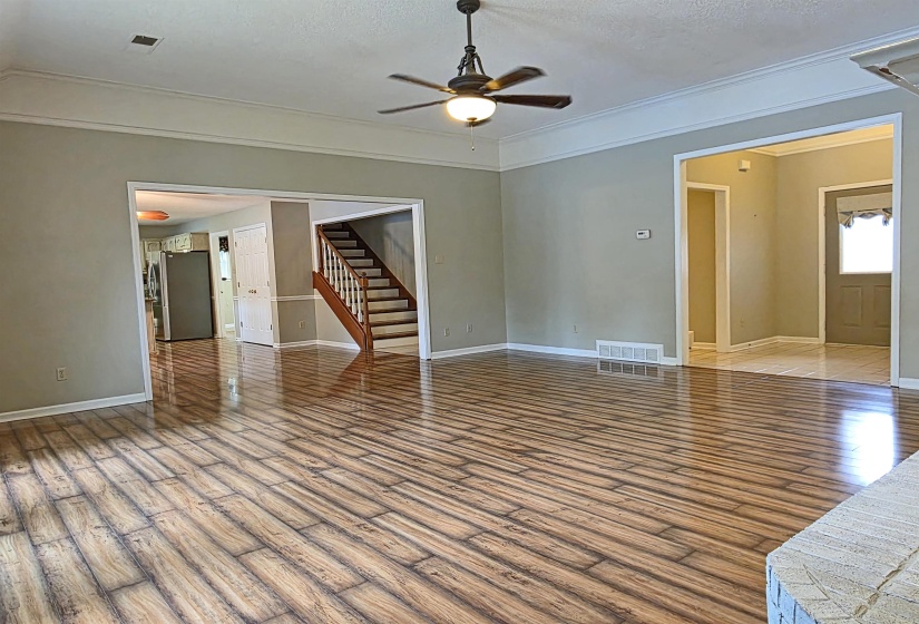351 WOLF LAIR CV, Collierville, Tennessee 38017, 5 Bedroom Bedrooms, 3 Room Rooms,3 BathroomBathrooms,Residential,For Sale,WOLF LAIR,0,10220314