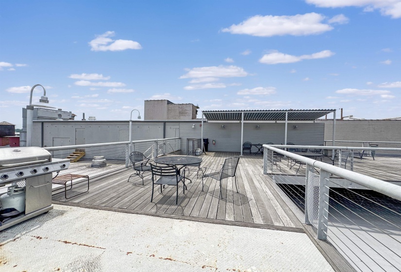 408 FRONT ST, Memphis, Tennessee 38103, 1 Bedroom Bedrooms, 3 Rooms Rooms,1 BathroomBathrooms,Residential,For Sale,FRONT,10220322