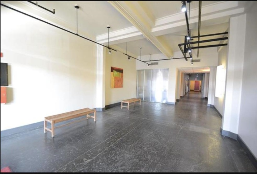 408 FRONT ST, Memphis, Tennessee 38103, 1 Bedroom Bedrooms, 3 Rooms Rooms,1 BathroomBathrooms,Residential,For Sale,FRONT,10220322
