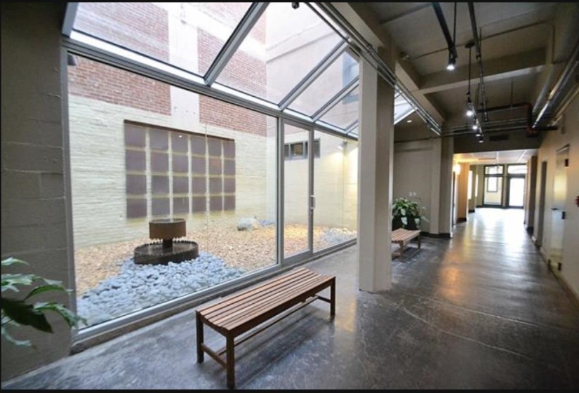 408 FRONT ST, Memphis, Tennessee 38103, 1 Bedroom Bedrooms, 3 Rooms Rooms,1 BathroomBathrooms,Residential,For Sale,FRONT,10220322