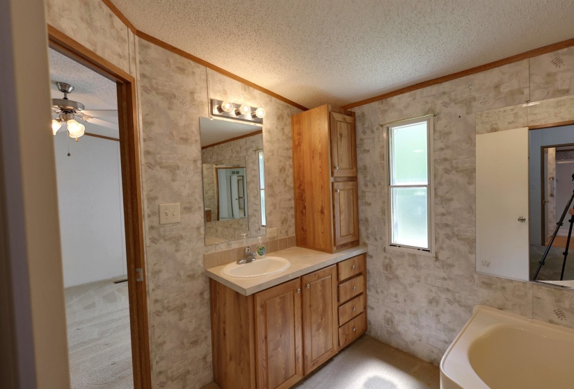 39 CR 360 RD, Iuka, Mississippi 38852-0000, 3 Bedroom Bedrooms, 6 Room Rooms,2 BathroomBathrooms,Residential,For Sale,CR 360,0,10220332
