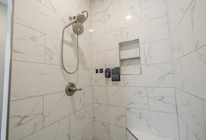 450 CORDOVA CV, Savannah, Tennessee 38372, 4 Bedrooms Bedrooms, 10 Rooms Rooms,2 BathroomsBathrooms,Residential,For Sale,CORDOVA,10220339