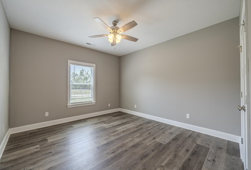 450 CORDOVA CV, Savannah, Tennessee 38372, 4 Bedrooms Bedrooms, 10 Rooms Rooms,2 BathroomsBathrooms,Residential,For Sale,CORDOVA,10220339