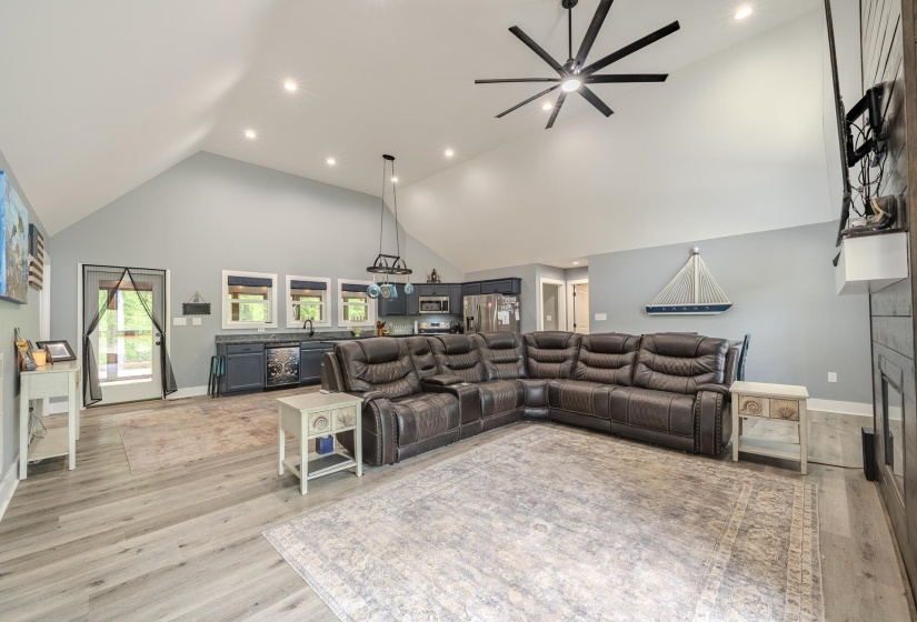 315 TIMBER RIDGE DR, Counce, Tennessee 38326-9999, 3 Bedrooms Bedrooms, 8 Rooms Rooms,2 BathroomsBathrooms,Residential,For Sale,TIMBER RIDGE,10220349