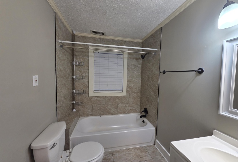 983 BROWER ST, Memphis, Tennessee 38111-4152, 4 Bedrooms Bedrooms, 7 Rooms Rooms,1 BathroomBathrooms,Rental Properties,For Sale,BROWER,10220366