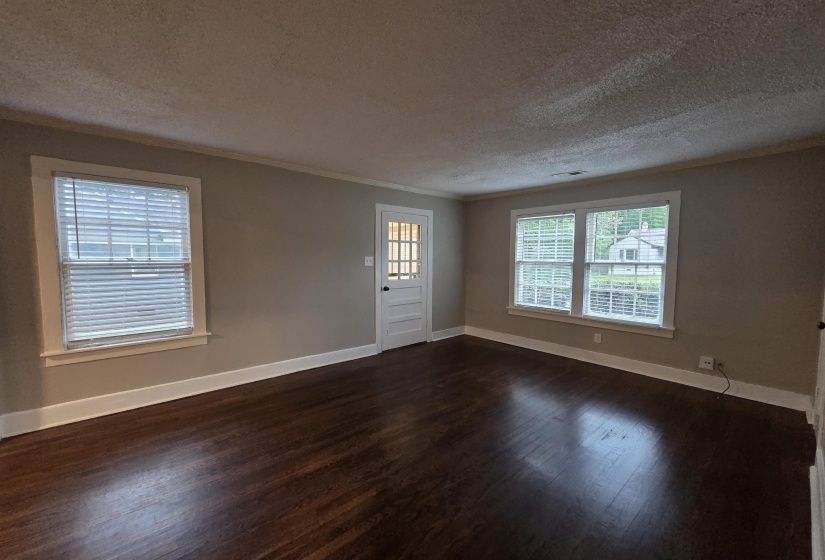 983 BROWER ST, Memphis, Tennessee 38111-4152, 4 Bedrooms Bedrooms, 7 Rooms Rooms,1 BathroomBathrooms,Rental Properties,For Sale,BROWER,10220366