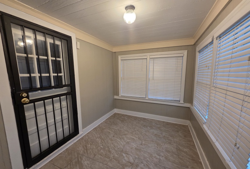 983 BROWER ST, Memphis, Tennessee 38111-4152, 4 Bedrooms Bedrooms, 7 Rooms Rooms,1 BathroomBathrooms,Rental Properties,For Sale,BROWER,10220366