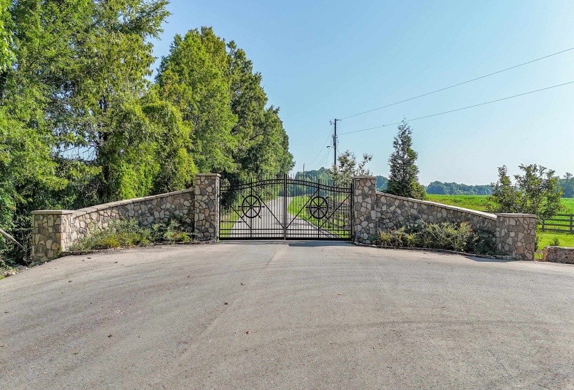 6 CADEN CV, Savannah, Tennessee 38372, ,Land,For Sale,CADEN,10220397