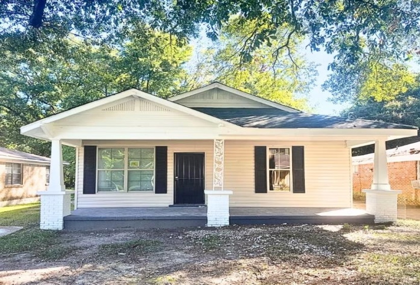 1492 TREZEVANT ST, Memphis, Tennessee 38108, 3 Bedroom Bedrooms, 3 Room Rooms,2 BathroomBathrooms,Residential,For Sale,TREZEVANT,0,10196706