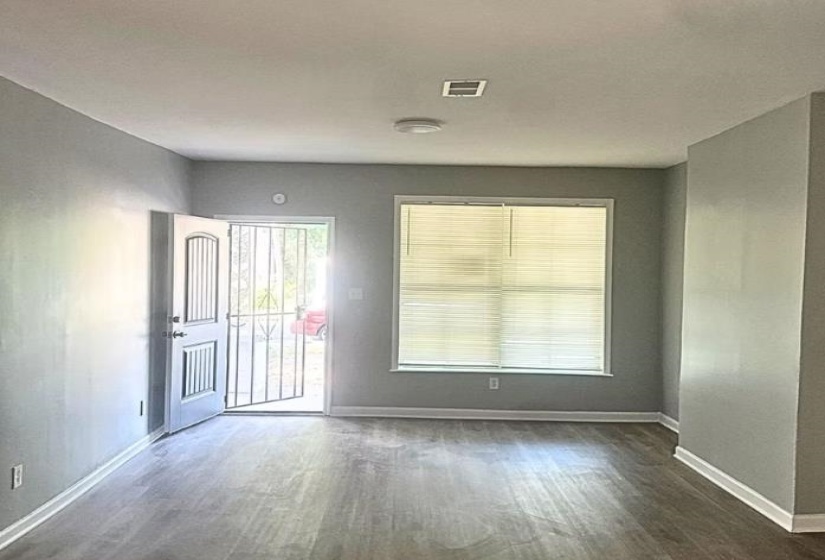 1492 TREZEVANT ST, Memphis, Tennessee 38108, 3 Bedroom Bedrooms, 3 Room Rooms,2 BathroomBathrooms,Residential,For Sale,TREZEVANT,0,10196706