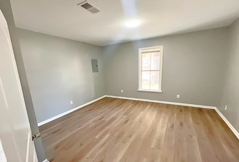 1492 TREZEVANT ST, Memphis, Tennessee 38108, 3 Bedroom Bedrooms, 3 Room Rooms,2 BathroomBathrooms,Residential,For Sale,TREZEVANT,0,10196706