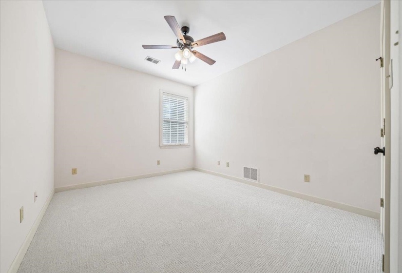 425 ALISHA DR, Rossville, Tennessee 38066, 5 Bedroom Bedrooms, 10 Room Rooms,3.1 BathroomBathrooms,Residential,For Sale,ALISHA,0,10219491