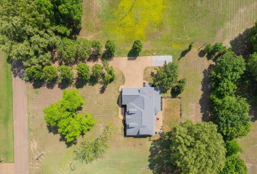 425 ALISHA DR, Rossville, Tennessee 38066, 5 Bedroom Bedrooms, 10 Room Rooms,3.1 BathroomBathrooms,Residential,For Sale,ALISHA,0,10219491