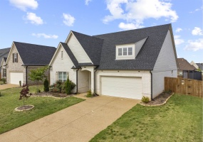 80 MISTY MEADOWS DR, Oakland, Tennessee 38060, 3 Bedrooms Bedrooms, 7 Rooms Rooms,2 BathroomsBathrooms,Residential,For Sale,MISTY MEADOWS,10220360