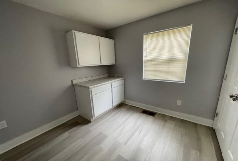 725 LOEB ST, Memphis, Tennessee 38111, 4 Bedrooms Bedrooms, 8 Rooms Rooms,2.1 BathroomsBathrooms,Residential,For Sale,LOEB,10220367