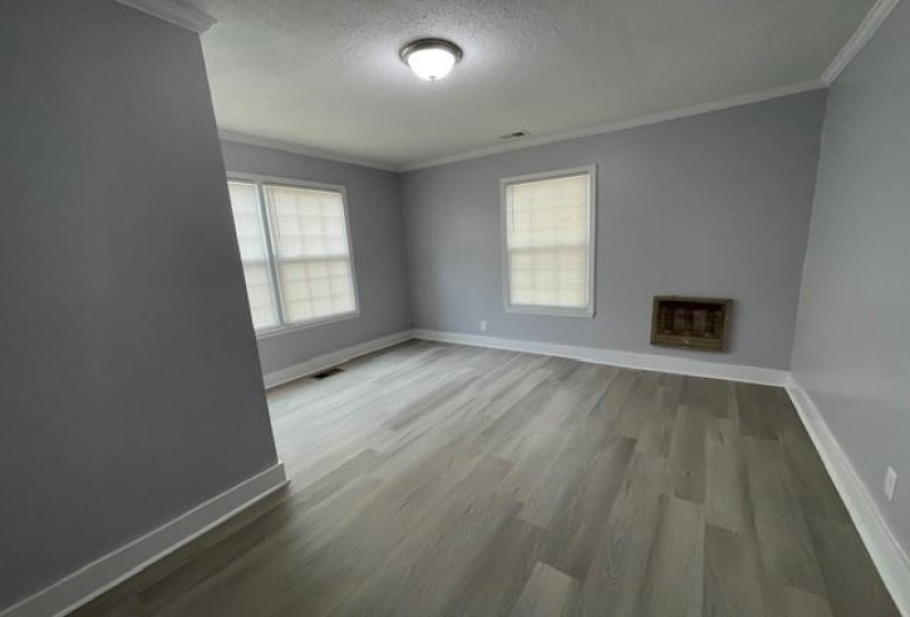 725 LOEB ST, Memphis, Tennessee 38111, 4 Bedrooms Bedrooms, 8 Rooms Rooms,2.1 BathroomsBathrooms,Residential,For Sale,LOEB,10220367