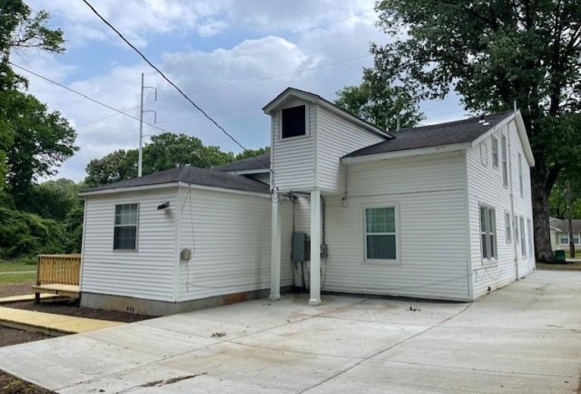 725 LOEB ST, Memphis, Tennessee 38111, 4 Bedrooms Bedrooms, 8 Rooms Rooms,2.1 BathroomsBathrooms,Residential,For Sale,LOEB,10220367