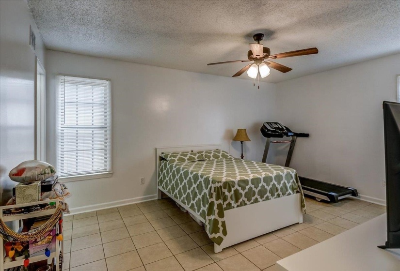 7157 LAMESA LN, Bartlett, Tennessee 38133, 3 Bedrooms Bedrooms, 6 Rooms Rooms,2 BathroomsBathrooms,Residential,For Sale,LAMESA,10220392