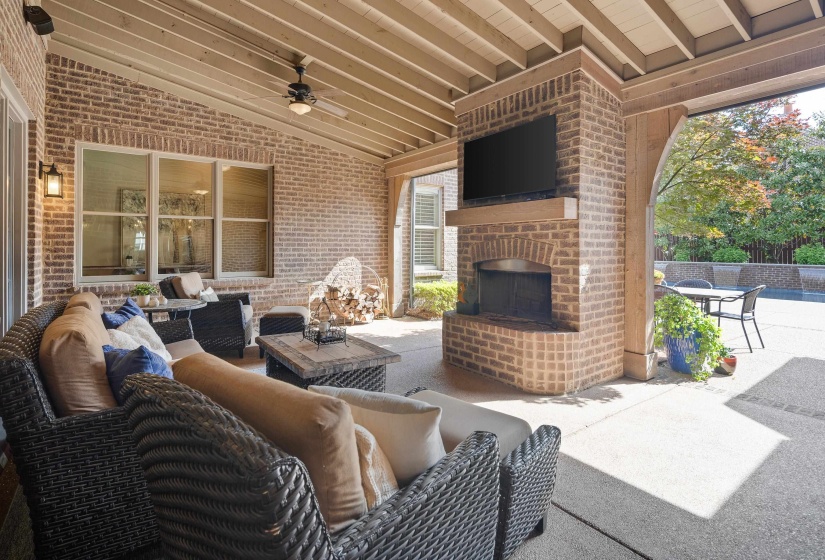 564 WINDING WOOD CIR, Collierville, Tennessee 38017, 5 Bedroom Bedrooms, 12 Room Rooms,5.1 BathroomBathrooms,Residential,For Sale,WINDING WOOD,0,10220401