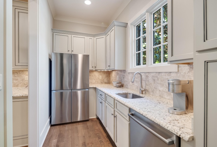 564 WINDING WOOD CIR, Collierville, Tennessee 38017, 5 Bedroom Bedrooms, 12 Room Rooms,5.1 BathroomBathrooms,Residential,For Sale,WINDING WOOD,0,10220401
