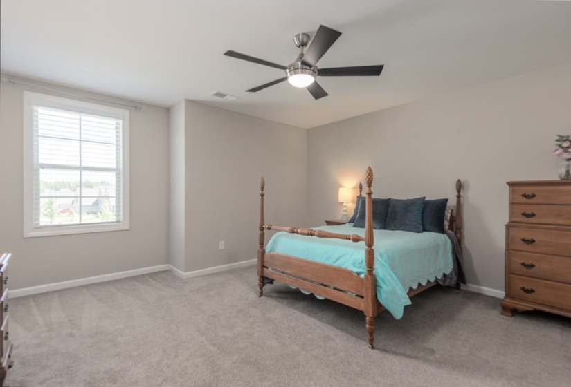 4817 GRAYSEN GORGE RD, Lakeland, Tennessee 38002, 4 Bedrooms Bedrooms, 9 Rooms Rooms,3.1 BathroomsBathrooms,Residential,For Sale,GRAYSEN GORGE,10220216