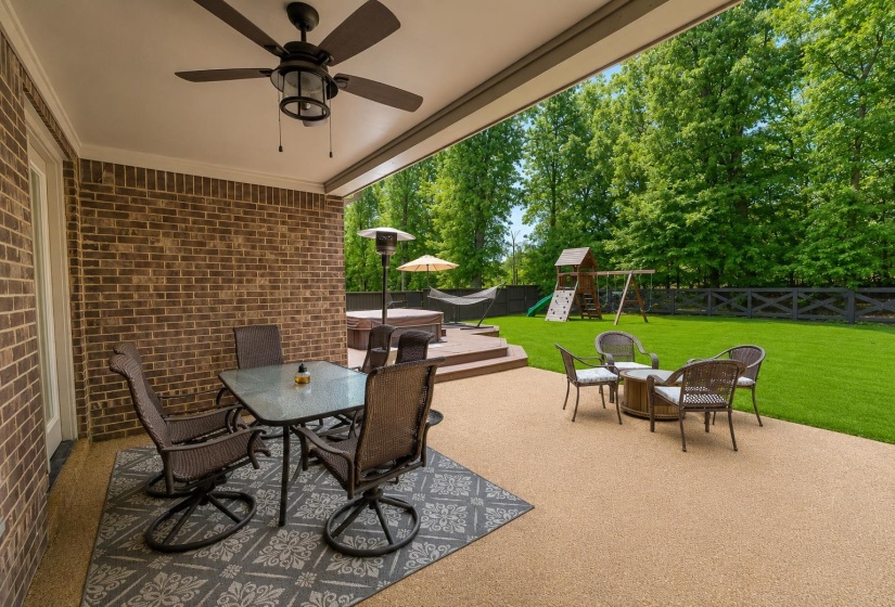 4817 GRAYSEN GORGE RD, Lakeland, Tennessee 38002, 4 Bedrooms Bedrooms, 9 Rooms Rooms,3.1 BathroomsBathrooms,Residential,For Sale,GRAYSEN GORGE,10220216