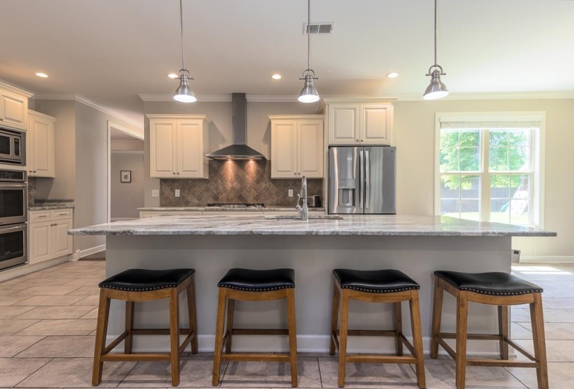 4817 GRAYSEN GORGE RD, Lakeland, Tennessee 38002, 4 Bedrooms Bedrooms, 9 Rooms Rooms,3.1 BathroomsBathrooms,Residential,For Sale,GRAYSEN GORGE,10220216