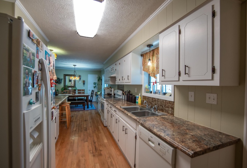 225 WINDY PINES LN, Counce, Tennessee 38326-4007, 3 Bedrooms Bedrooms, 10 Rooms Rooms,3 BathroomsBathrooms,Residential,For Sale,WINDY PINES,10220411