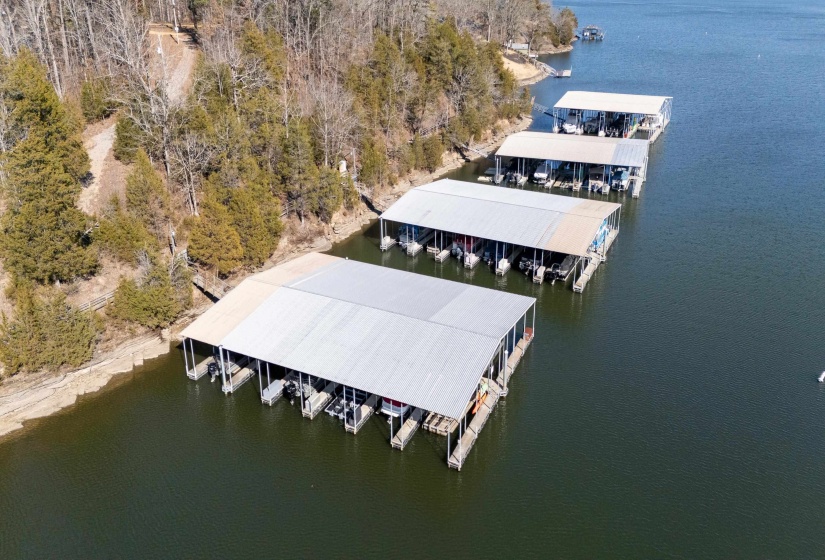 225 WINDY PINES LN, Counce, Tennessee 38326-4007, 3 Bedrooms Bedrooms, 10 Rooms Rooms,3 BathroomsBathrooms,Residential,For Sale,WINDY PINES,10220411