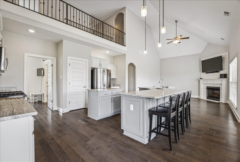 12802 LONGMIRE LOOP, Arlington, Tennessee 38002, 5 Bedrooms Bedrooms, 10 Rooms Rooms,3.1 BathroomsBathrooms,Residential,For Sale,LONGMIRE,10220416