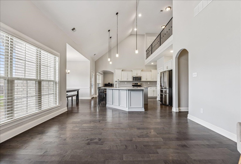 12802 LONGMIRE LOOP, Arlington, Tennessee 38002, 5 Bedrooms Bedrooms, 10 Rooms Rooms,3.1 BathroomsBathrooms,Residential,For Sale,LONGMIRE,10220416