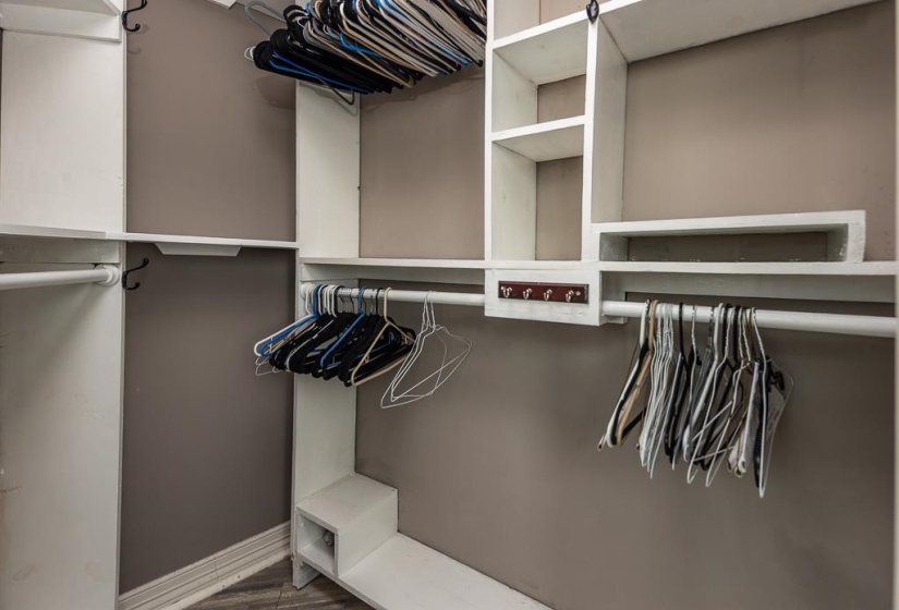 655 RIVERSIDE DR, Memphis, Tennessee 38103, 1 Bedroom Bedrooms, 3 Rooms Rooms,1 BathroomBathrooms,Residential,For Sale,RIVERSIDE,10220417