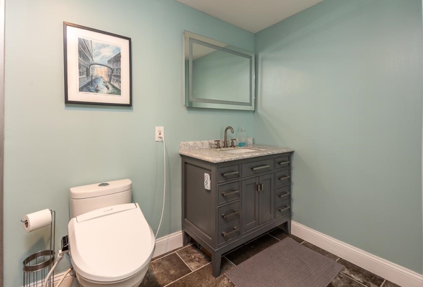 655 RIVERSIDE DR, Memphis, Tennessee 38103, 1 Bedroom Bedrooms, 3 Rooms Rooms,1 BathroomBathrooms,Residential,For Sale,RIVERSIDE,10220417