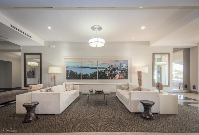 655 RIVERSIDE DR, Memphis, Tennessee 38103, 1 Bedroom Bedrooms, 3 Rooms Rooms,1 BathroomBathrooms,Residential,For Sale,RIVERSIDE,10220417