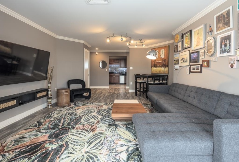 655 RIVERSIDE DR, Memphis, Tennessee 38103, 1 Bedroom Bedrooms, 3 Rooms Rooms,1 BathroomBathrooms,Residential,For Sale,RIVERSIDE,10220417