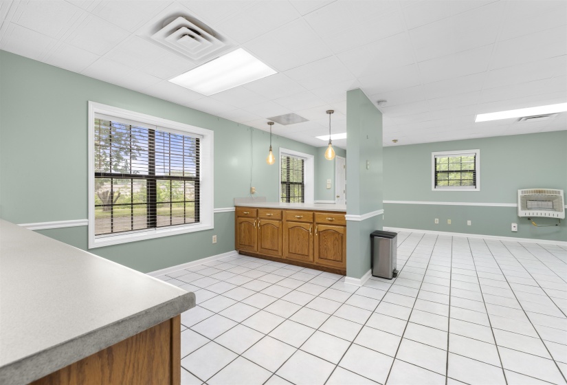 1120 MCFADDEN DR, Oakland, Tennessee 38060, 3 Bedroom Bedrooms, 7 Room Rooms,3 BathroomBathrooms,Residential,For Sale,MCFADDEN,0,10220429