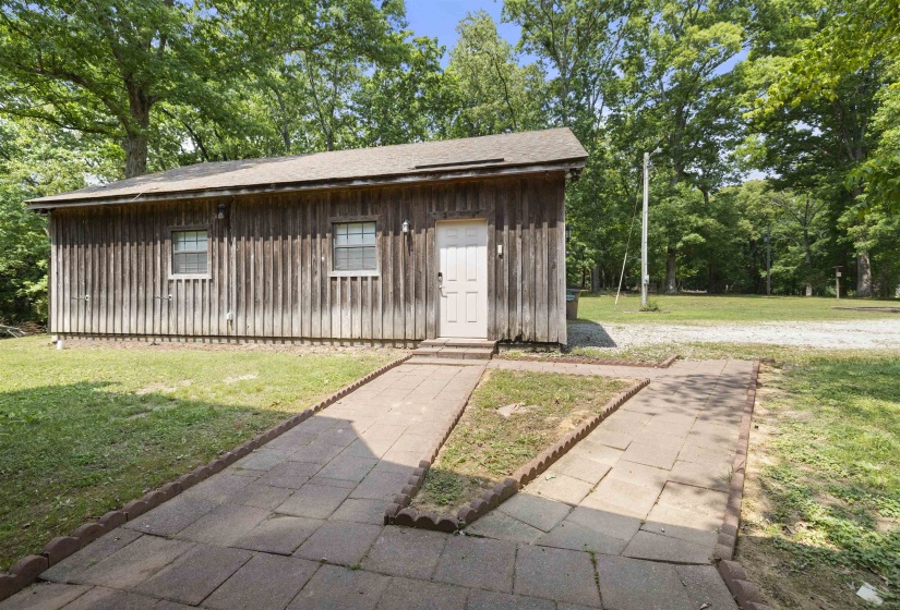 1120 MCFADDEN DR, Oakland, Tennessee 38060, 3 Bedroom Bedrooms, 7 Room Rooms,3 BathroomBathrooms,Residential,For Sale,MCFADDEN,0,10220429