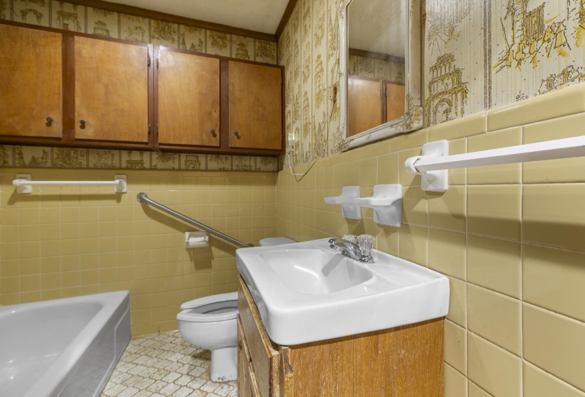 1170 MCFADDEN DR, Oakland, Tennessee 38060, 2 Bedroom Bedrooms, 5 Room Rooms,1 BathroomBathrooms,Residential,For Sale,MCFADDEN,0,10220430