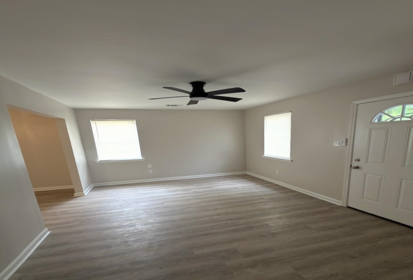 185 VERNELLE AVE, Memphis, Tennessee 38109, 3 Bedroom Bedrooms, 5 Room Rooms,1 BathroomBathrooms,Residential,For Sale,VERNELLE,0,10220436