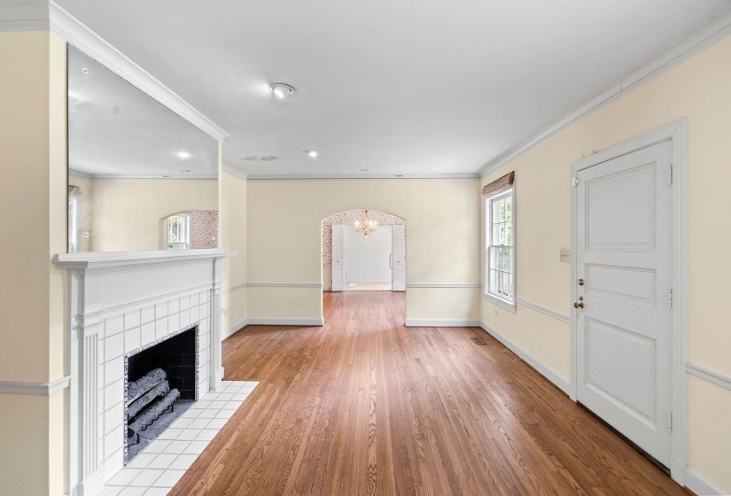 443 GRANDVIEW ST, Memphis, Tennessee 38111, 4 Bedroom Bedrooms, 10 Room Rooms,3.1 BathroomBathrooms,Residential,For Sale,GRANDVIEW,0,10220440