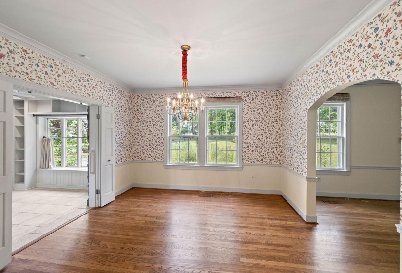 443 GRANDVIEW ST, Memphis, Tennessee 38111, 4 Bedroom Bedrooms, 10 Room Rooms,3.1 BathroomBathrooms,Residential,For Sale,GRANDVIEW,0,10220440