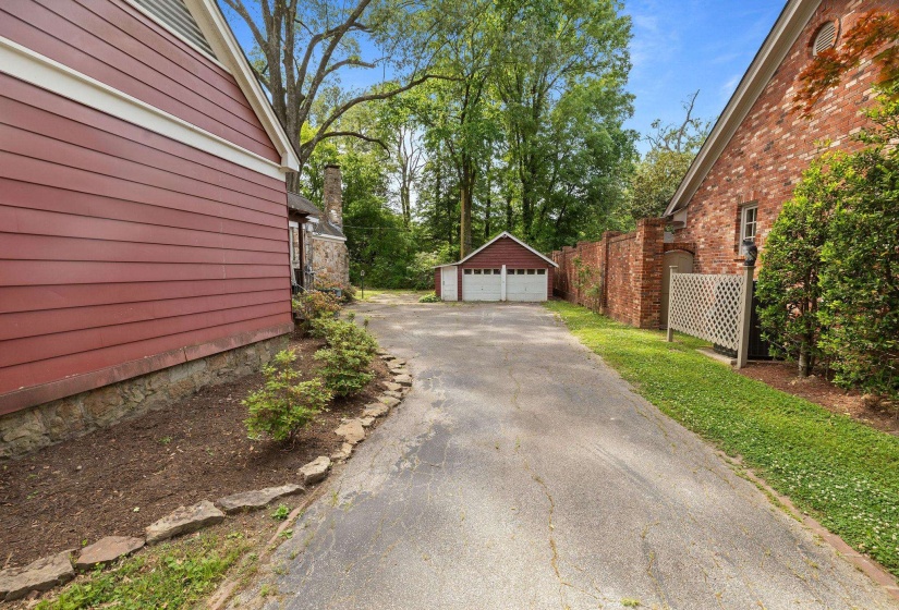 443 GRANDVIEW ST, Memphis, Tennessee 38111, 4 Bedroom Bedrooms, 10 Room Rooms,3.1 BathroomBathrooms,Residential,For Sale,GRANDVIEW,0,10220440