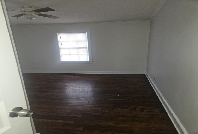 1096 GORDON ST, Memphis, Tennessee 38122, 2 Bedrooms Bedrooms, ,1 BathroomBathrooms,Duplexes,For Sale,GORDON,10220470