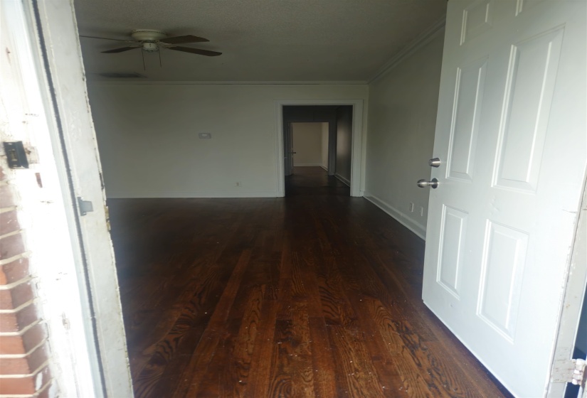 1096 GORDON ST, Memphis, Tennessee 38122, 2 Bedrooms Bedrooms, ,1 BathroomBathrooms,Duplexes,For Sale,GORDON,10220470