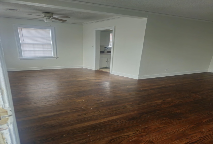 1096 GORDON ST, Memphis, Tennessee 38122, 2 Bedrooms Bedrooms, ,1 BathroomBathrooms,Duplexes,For Sale,GORDON,10220470