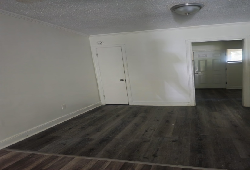 540 BERCLAIR RD, Memphis, Tennessee 38122, 2 Bedrooms Bedrooms, ,1 BathroomBathrooms,Duplexes,For Sale,BERCLAIR,10220471