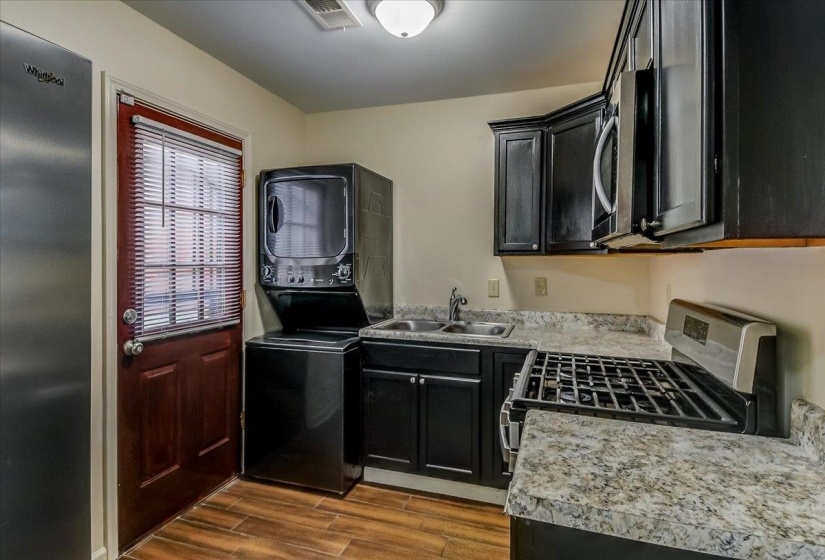 1411 ROBERTS RD, Memphis, Tennessee 38106, 3 Bedroom Bedrooms, 5 Room Rooms,1 BathroomBathrooms,Residential,For Sale,ROBERTS,0,10219464